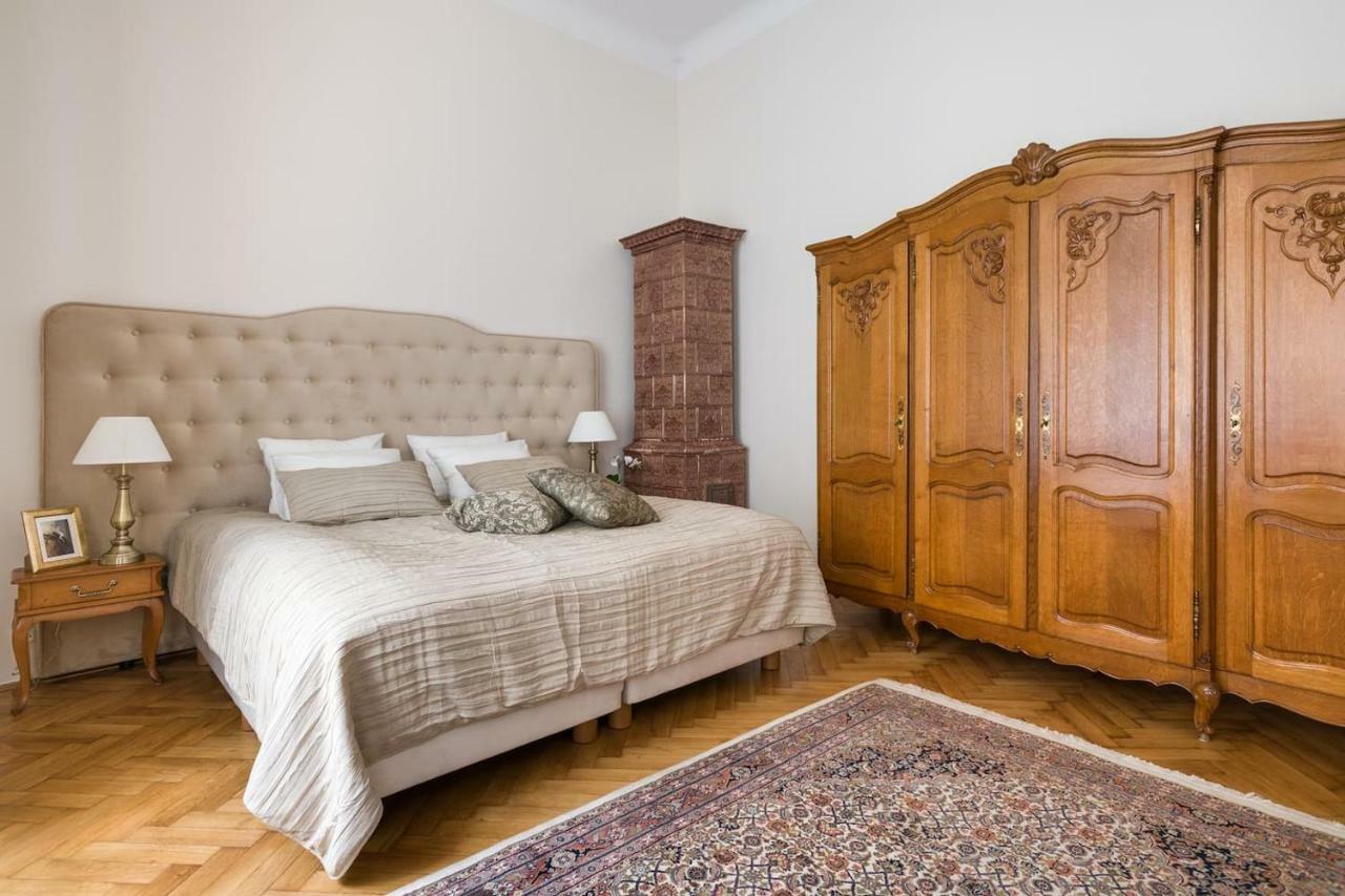 Belle Epoque Ii, Luxury 50m To Main Square Apartment *